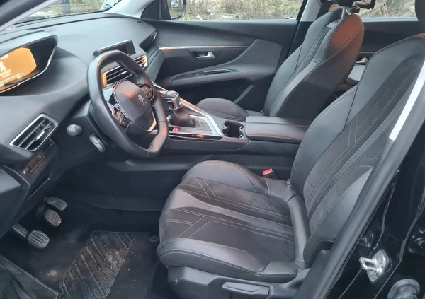 Peugeot 5008 cena 61900 przebieg: 130000, rok produkcji 2020 z Koronowo małe 254